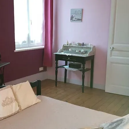 Maison D'hotes Les Polyanthas 2*